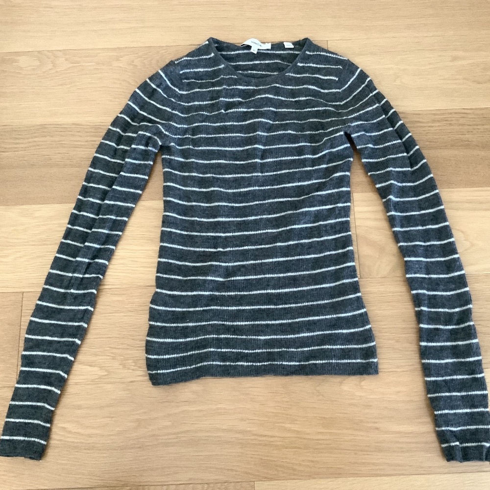 Vince Lightweight Wool Sweater XS - Gray and White